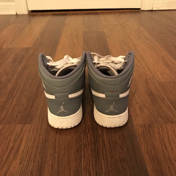 Air Jordan 1 Mid ‘Cool Grey’ - Picture 4 of 8